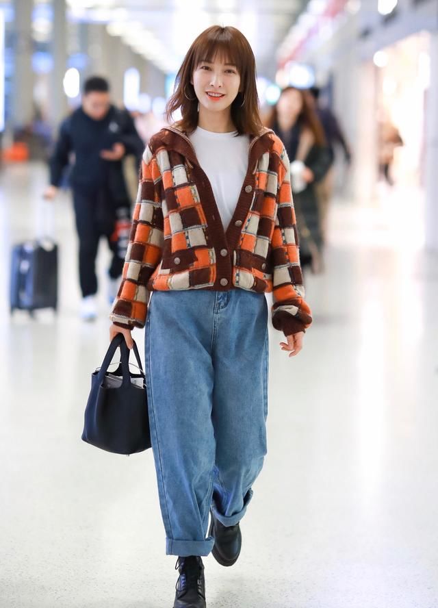  搭配|37岁的吴昕，其实很有女团范儿，黑白小礼裙造型太甜美