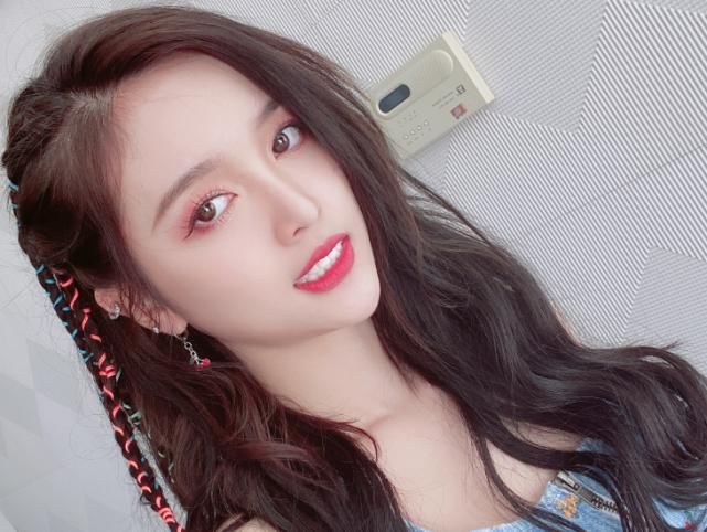 气女|《奔跑吧黄河篇》已官宣!11月份开播,网传人气女爱豆加入跑男团