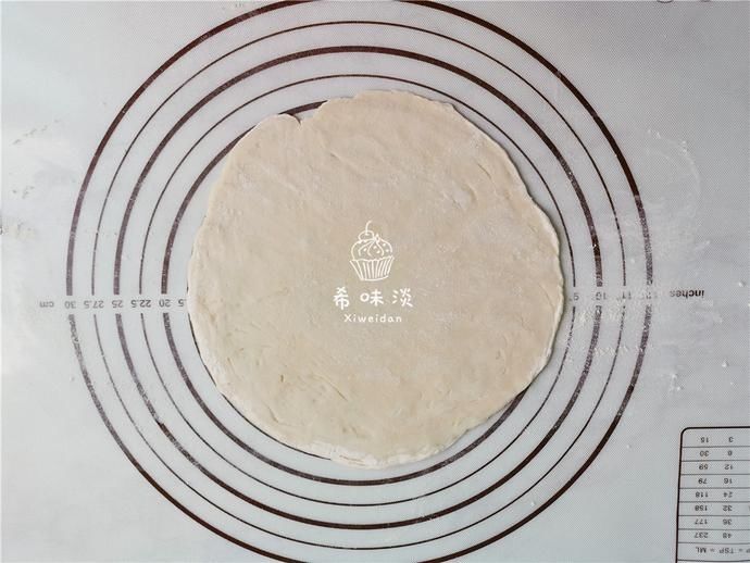  出炉|解锁手抓饼新吃法，做点心特省力，15分钟就出炉，孩子围着盘子转