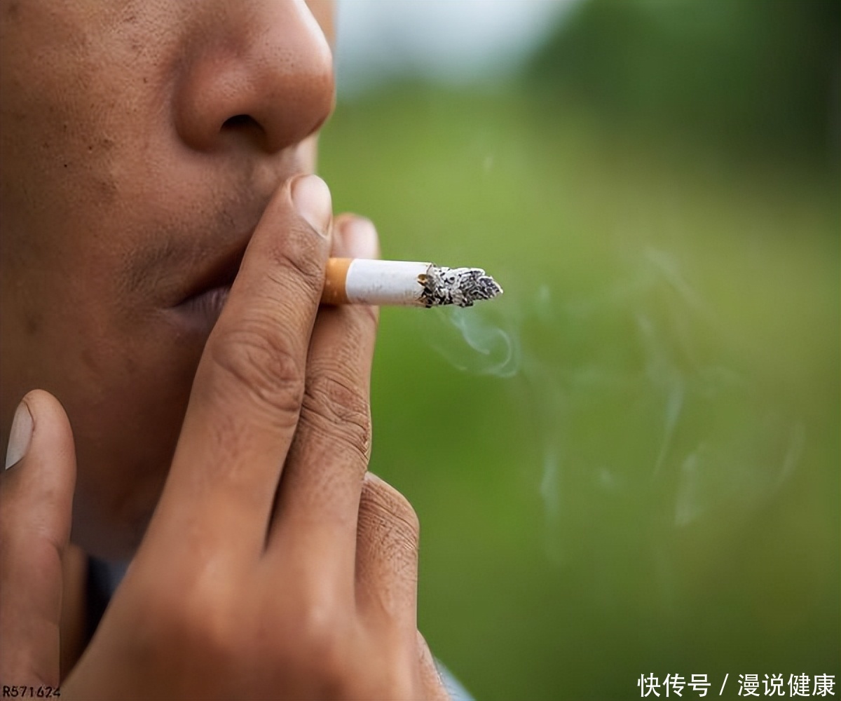 一个月不吸烟身体有什么变化(坚持一个月不吸烟，人会怎么样？这5种变化，身体会很感谢你)