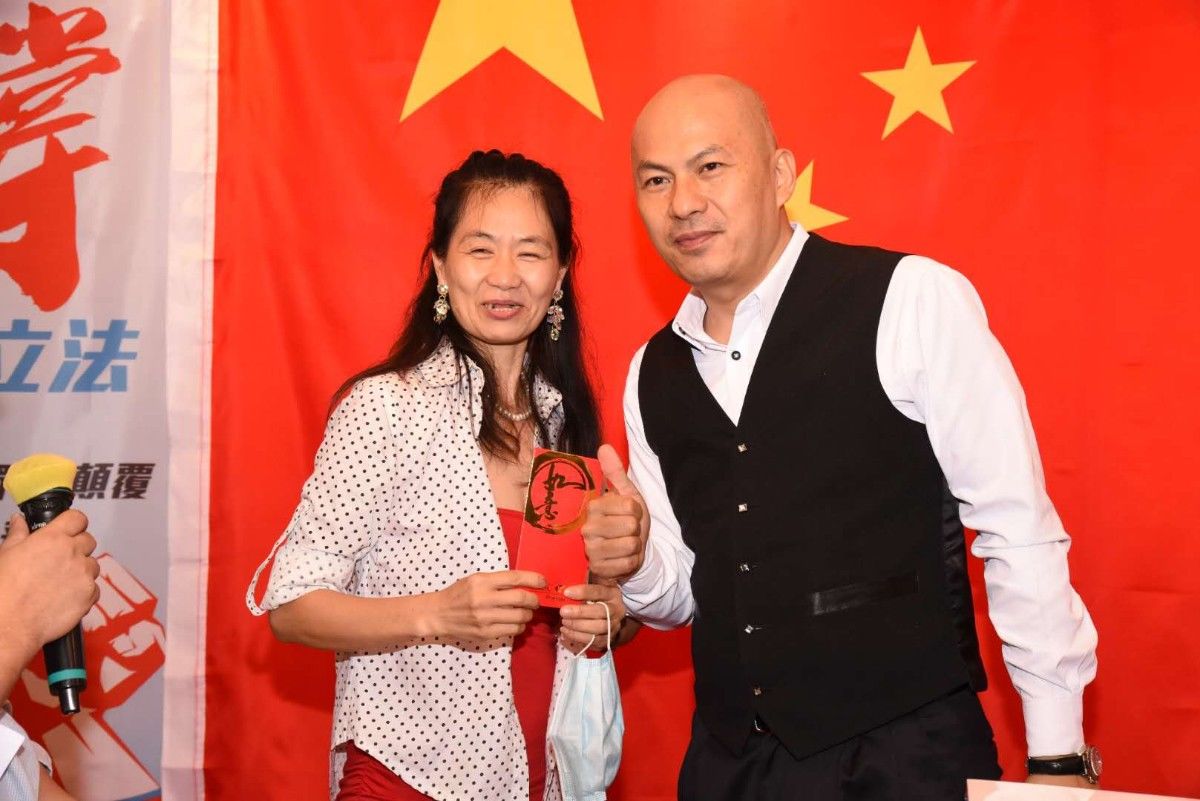 香江|香江来信 | 我被黑衣暴徒三次围殴，打掉了7颗牙齿
