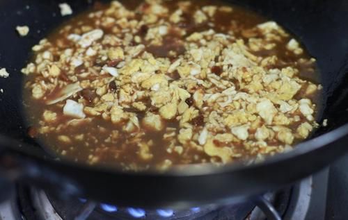  酱香鸡蛋|家里有鸡蛋的一定要试试这种做法，下饭拌面都适合，做法十分简单