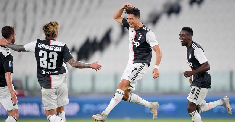  拿到|C罗太低调了，站人群角落庆祝！冠军拿到手软，35岁已看淡一切