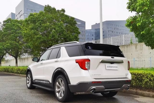  福特|精致的“大兄弟”儿，试驾长安福特全新探险者