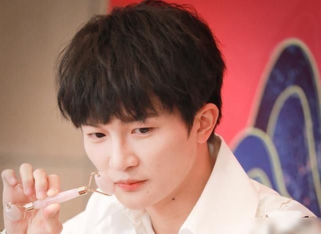  香蜜|周深《雪花落下》在线，《冰糖炖雪梨》是《香蜜》团队和爆款预订