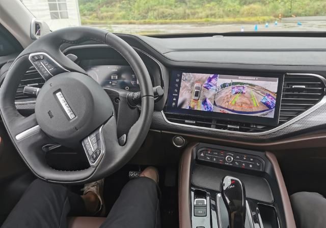 现款车型|2021款哈弗F7/F7x场地驾控体验,动力、智力全展现