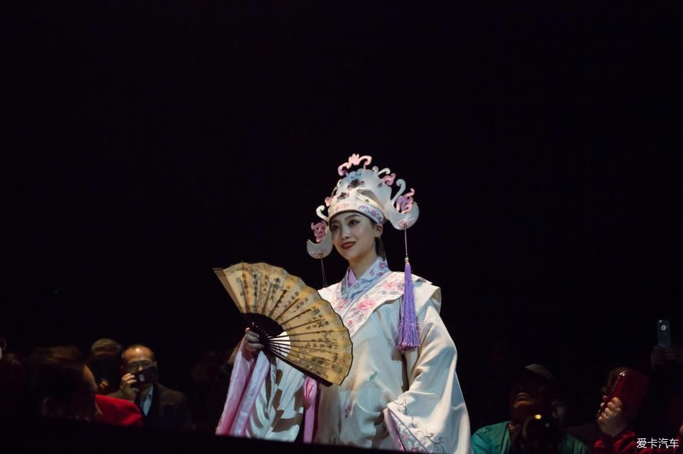  主题酒店|杭州有很多美景与动人的故事，宋城千古情的表演也非常震撼