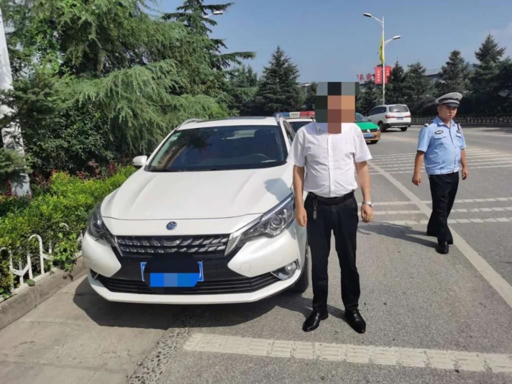 指挥中心|●黄陵交警成功拦截一辆法院查封车辆