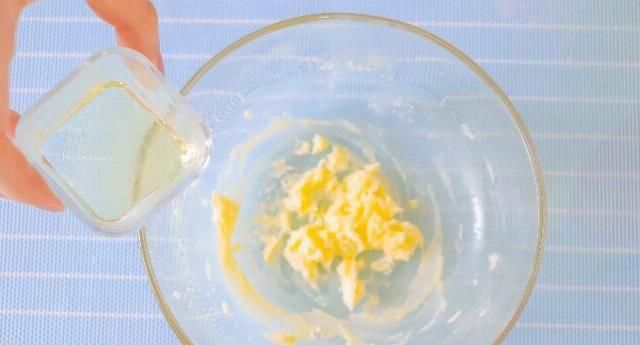  彩蔬面粉|这方子我做了不下10次，酥脆到灵魂，秒杀曲奇更鲜香!宝宝辅食