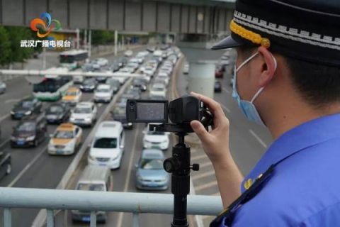 专班|武汉市武昌区开出今年第一批“车窗抛物”罚单！违法行为3日内接受处罚