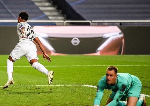  耻辱|2比8噩梦！巴萨再制造历史性耻辱，国足上去踢也不会这么差？