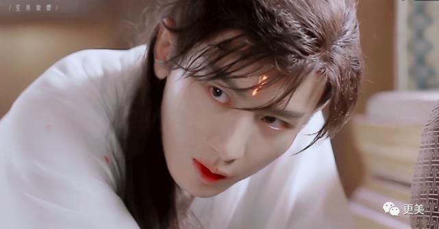  袁冰妍|一夜掉粉6W，吃完CP红利转身冷暴力女同事？刚火顶流要糊…