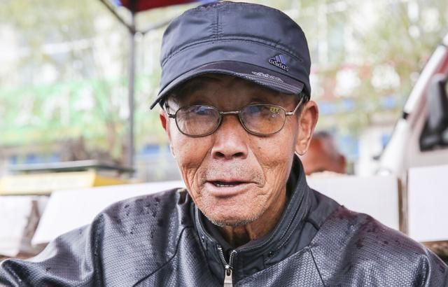 老伴儿|“爸，你老糊涂了，财产给二婚老伴儿不给我们？”老人：我很清醒