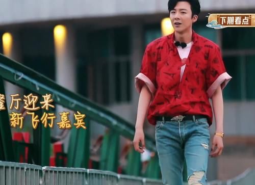  赵丽颖|《中餐厅》黄晓明将离开，赵丽颖成店长，看到新嘉宾，收视稳了