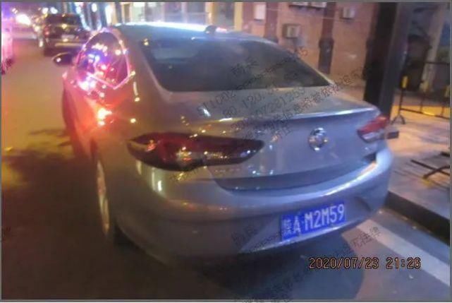 栖霞路北|都“跑”不脱！车辆违法，行人闯红灯……今天全曝光——