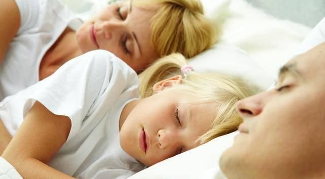  孩子|孩子3岁后就得分房睡？不满足这几点，强迫只会带来反作用