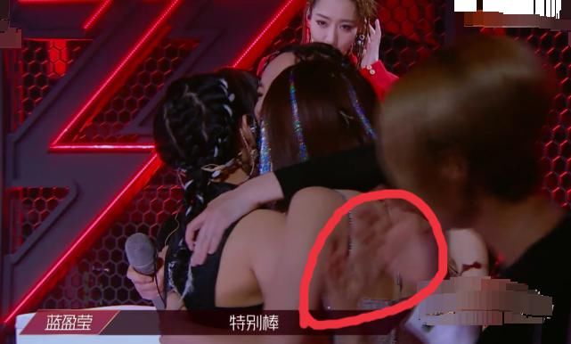  姐姐|《乘风破浪》郑希怡输了比赛，队友都在安慰，宁静的举动戳中笑点