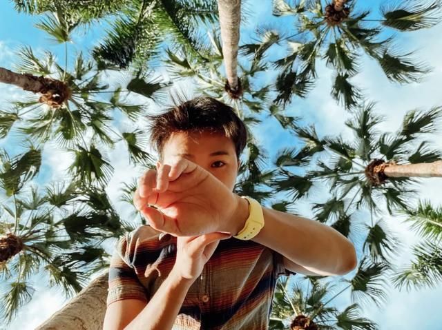  懂行|懂行｜夏日冲浪季，我们采访了几位冲浪达人