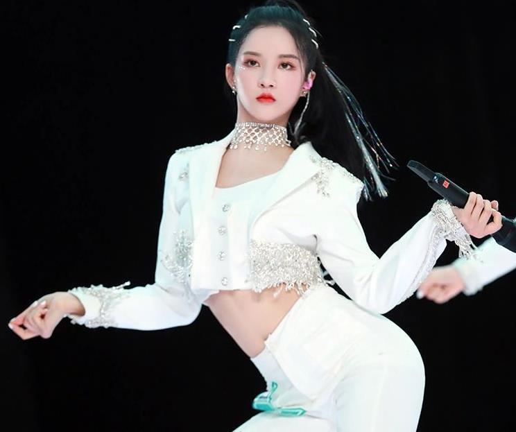  陈卓璇|硬糖少女成员定位王艺瑾Vocal，刘些宁舞担，希林引争议，陈卓璇厉害