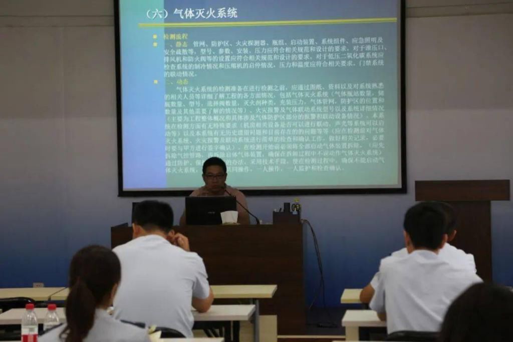  消防|东丽支队组织各消防救援站开展防火业务培训