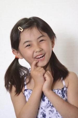  小子枫|妹妹张子枫高考北电第三，这个平凡的小姑娘没你想的那么简单！