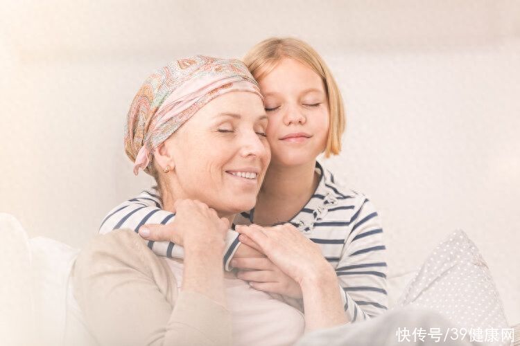 癌细胞扩散转移不治疗还能活多久(手术会不会把肿瘤弄破，导致癌细胞扩散、转移？医生告诉你真相)
