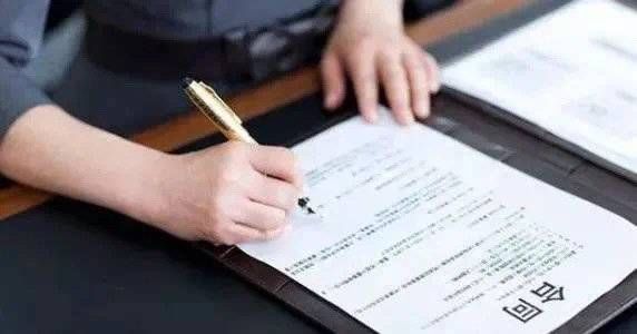  上门|老总亲戚带项目上门签几十万大单子 原来是“皮包公司”