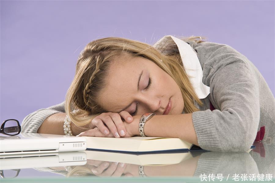 午睡好处多但睡错了也是很可怕滴(午睡是个好习惯，可是你真的睡对了吗？千万别踩坑)