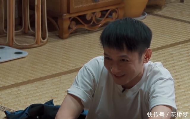  位置|何炅自曝吴昕刚去快本，是代替谢娜位置，得知谢娜工作内容，懵了