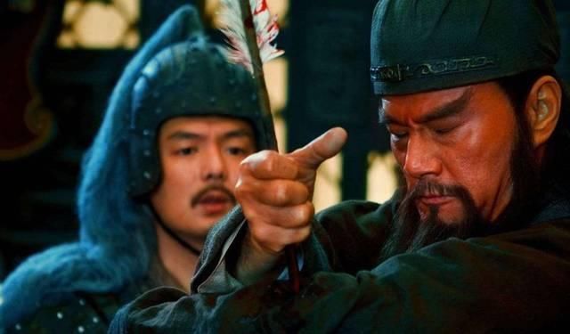 三国|明知道关云长必放三国曹操,为何也要派关云长去华容道由于三国诸葛亮发火了