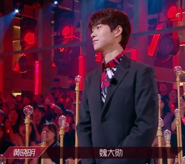 浪姐|《浪姐》二公舞台表演迎来助阵嘉宾,看清是谁后,观众都不淡定了