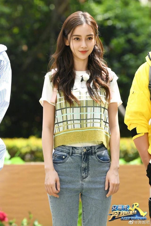  牛仔|又一对非官方认证CP蔡徐坤baby同框“奔跑吧”，俊男美女超养眼