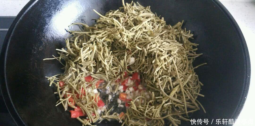 等于|秋季,吃猪肉不如吃它,等于天然泻药,刮油排毒,小腹不鼓了