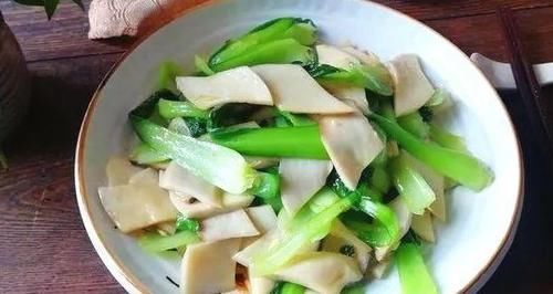  喜欢|香气十足营养丰富的家常菜，好吃实惠做法简单，全家人都喜欢！