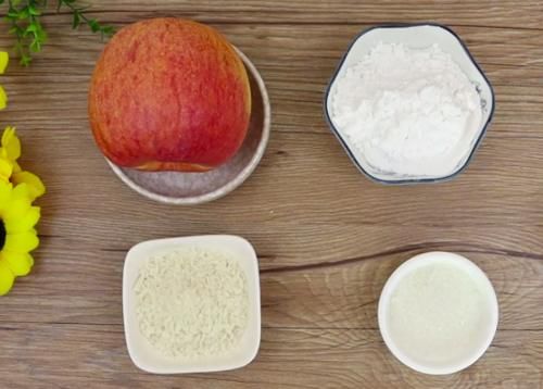  营养|苹果中加入两勺糯米粉，一拌一煎，甜香软糯又营养，孩子特爱吃