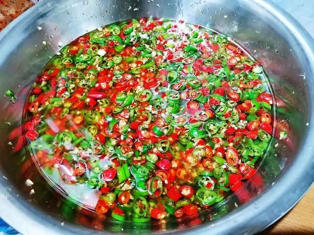  辣椒|家常自制的辣椒圈，好吃百搭，简单好做