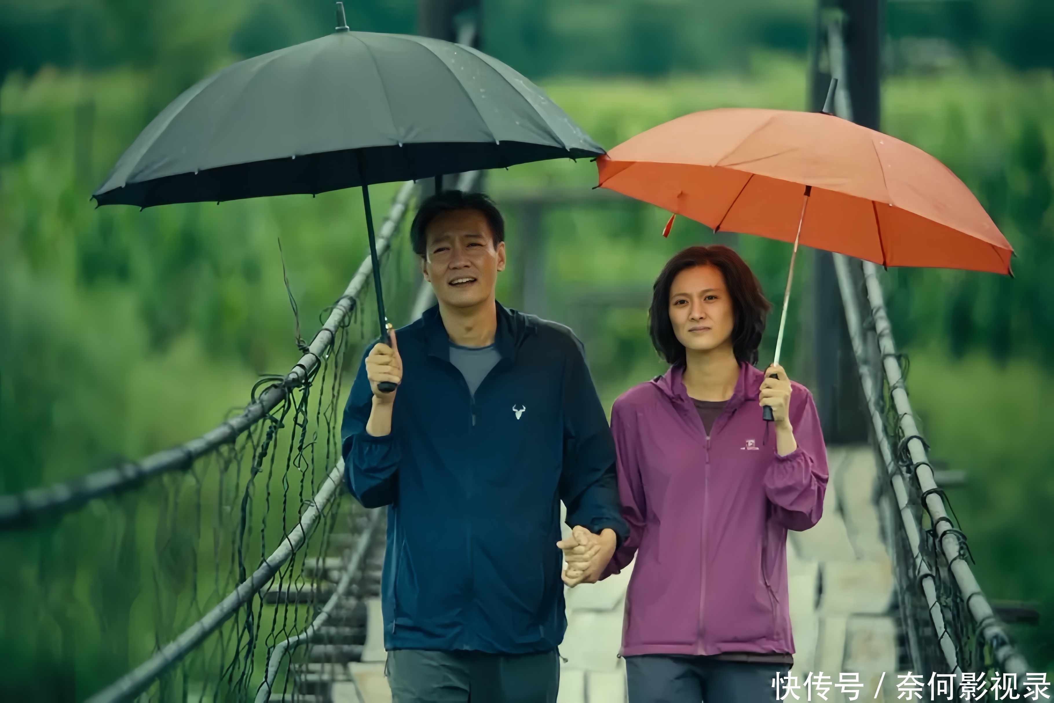 《他从火光中走来》播6集，几乎无差评，观众打分评价“一针见血”