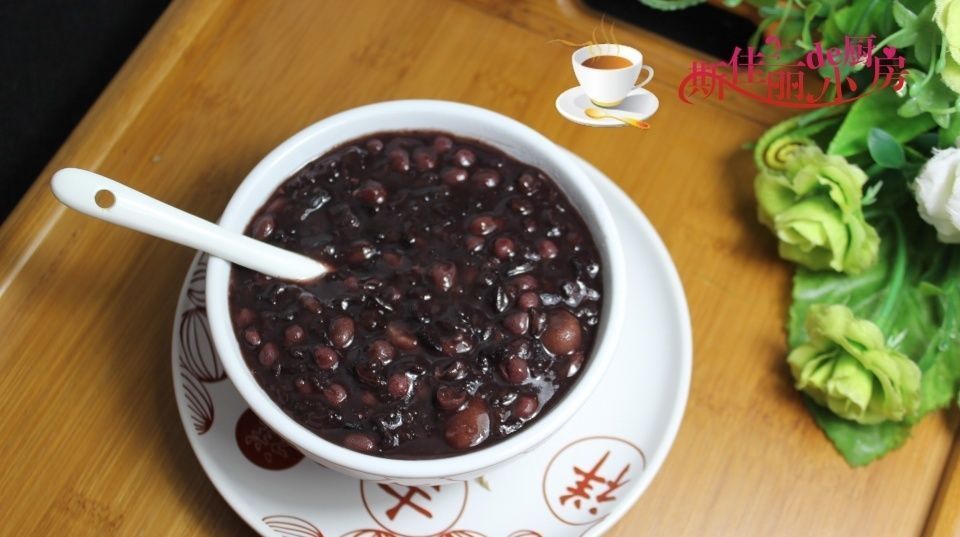 莲子小米粥|立秋后最该多喝的5款粥，每天一碗降燥养脾胃，好喝易做老少皆宜