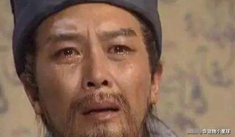 不已|刘备是个伪君子?张飞死后四个字暴露真面目,诸葛亮听后寒心不已