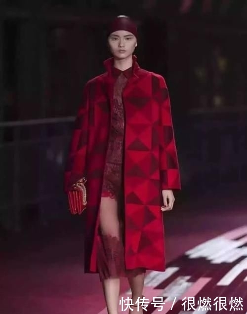 时装周|刘雯接班人原来是她?新一代的国模之光,还是亚洲唯一登上顶级大刊的国模?