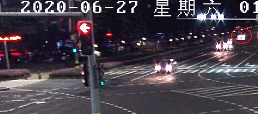  梁师傅|珠海夫妇凌晨打的回家，睡梦中撞上奥迪连翻两圈！是它救了两命！