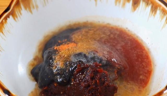 酱香|酱香饼,千层酥脆,酱香浓郁,香辣可口,比买的还好吃