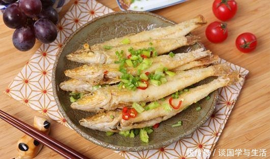 酥脆|常见的五道油炸小吃,酥脆美味,营养健康,让你馋到流口水!