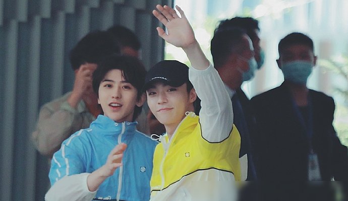  节目|网曝《奔跑吧》路透照，除了创造营师姐弟，大厂男孩也来了