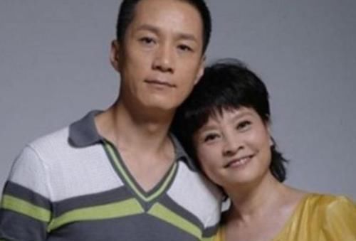 后悔|我国首批＂丁克＂现已步入晚年，看别人家庭热闹，如今他们后悔了吗