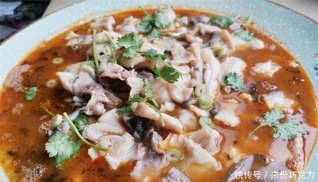 简单|家常酸菜鱼的做法,简单容易学,味道和餐馆一样好,鱼肉鲜嫩酸爽