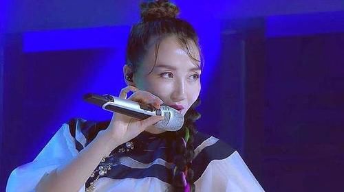  不难理解|《浪姐》阿朵即将淘汰，经纪人发文助力，对比张含韵后，不难理解