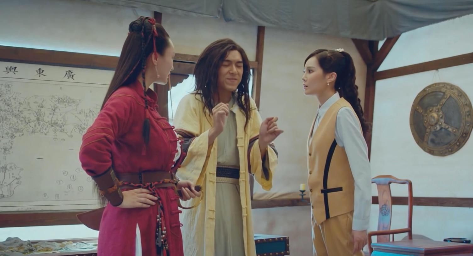  各半|谁还记得《一路向西》里的她，挑战张敏的经典角色，输赢各半