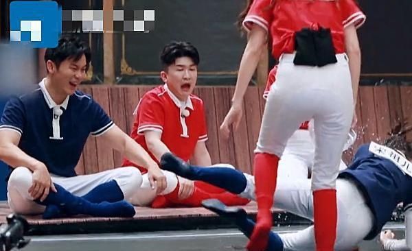 徐坤和郭麒|《奔跑吧》蔡徐坤一个举动赢好评,原来蔡徐坤人品这么好