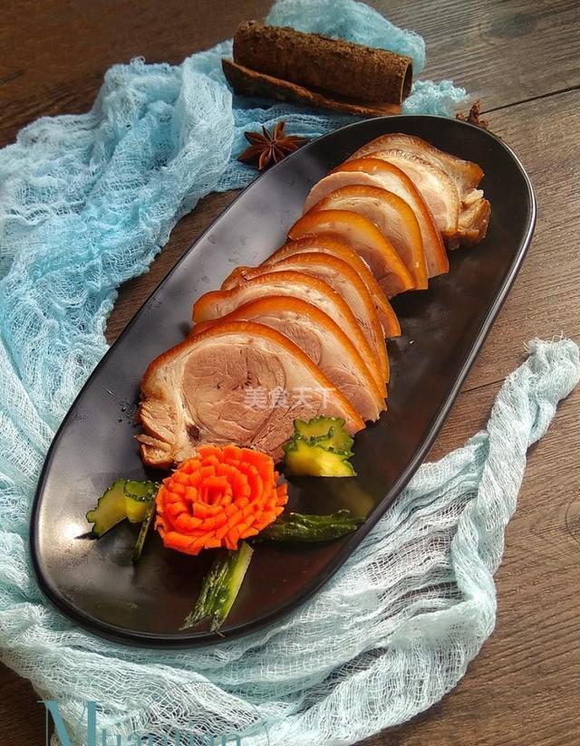 好吃|怎么做家庭版酱肘子最好吃 家庭版酱肘子怎么做好吃